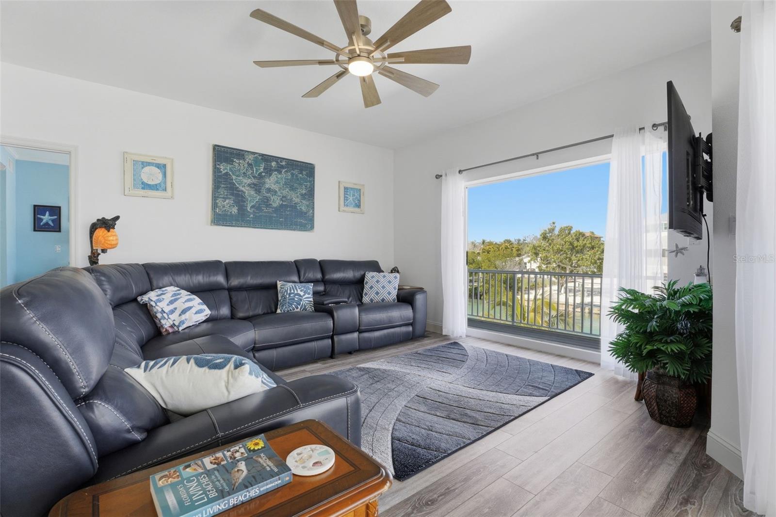 220 MOCKINGBIRD LN, ENGLEWOOD, FL, 34223