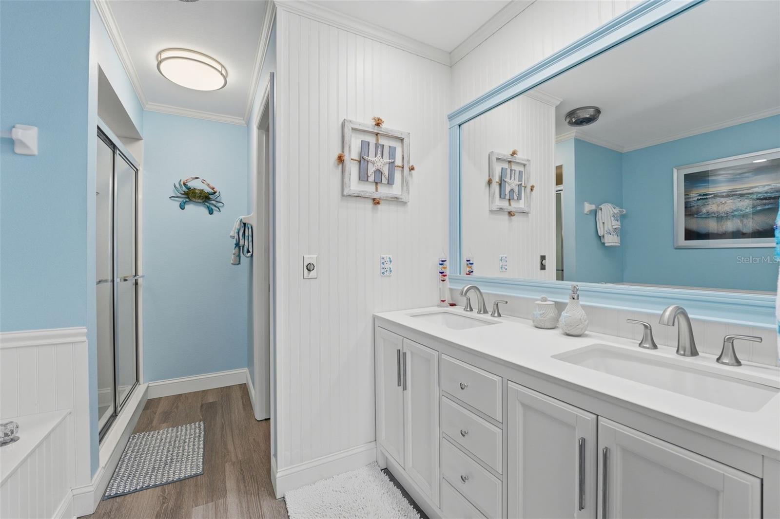 220 MOCKINGBIRD LN, ENGLEWOOD, FL, 34223