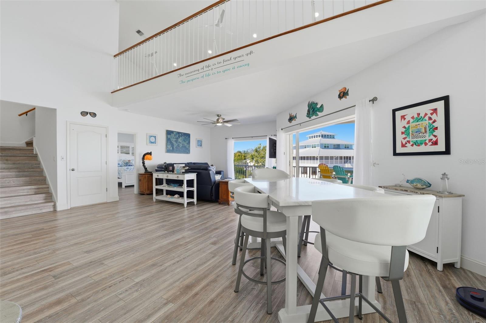 220 MOCKINGBIRD LN, ENGLEWOOD, FL, 34223