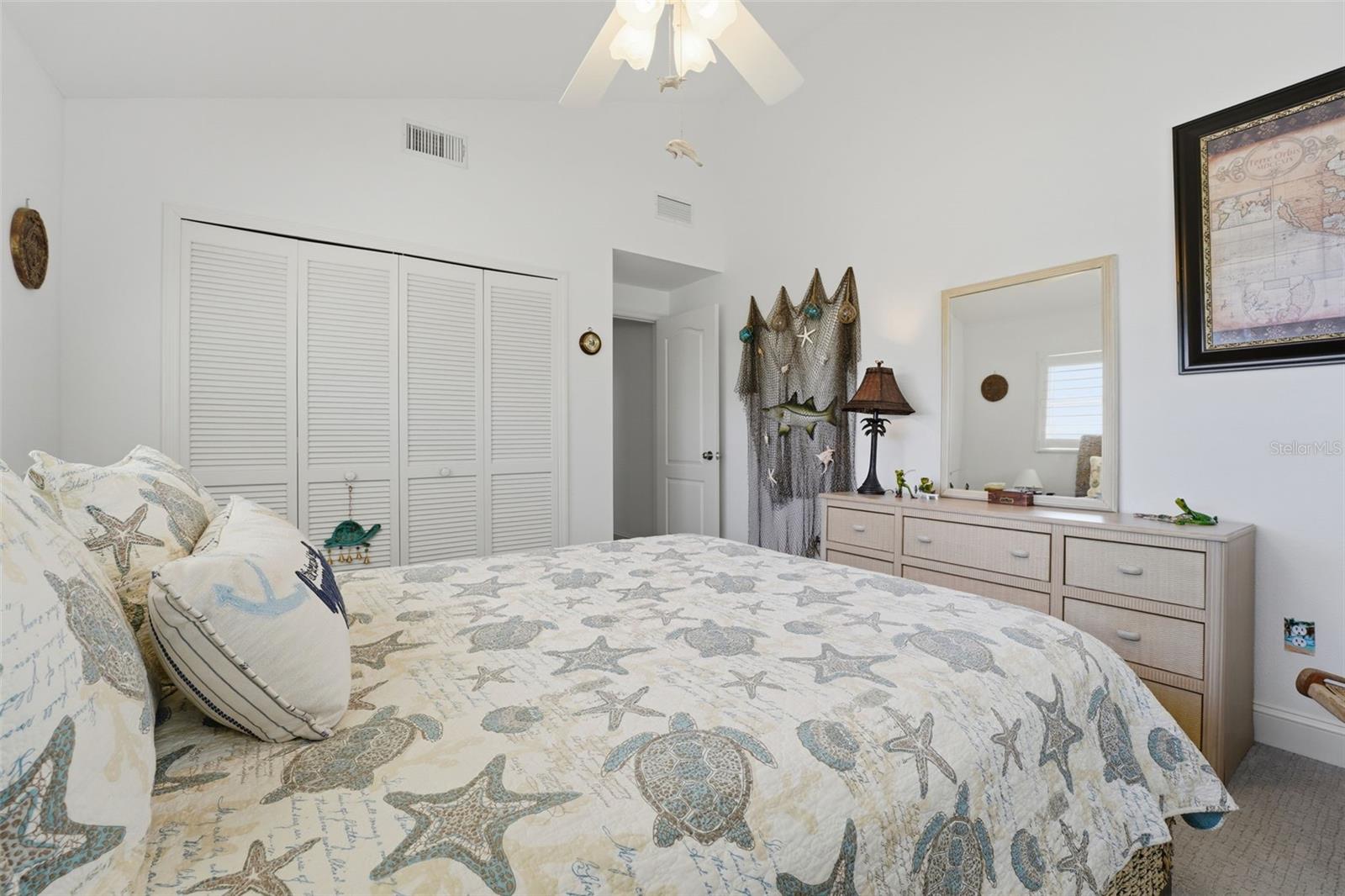 220 MOCKINGBIRD LN, ENGLEWOOD, FL, 34223