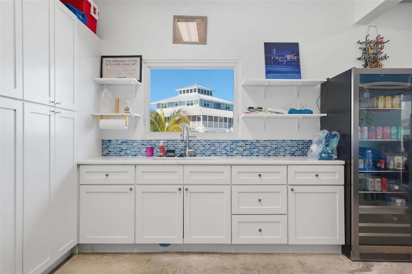 220 MOCKINGBIRD LN, ENGLEWOOD, FL, 34223