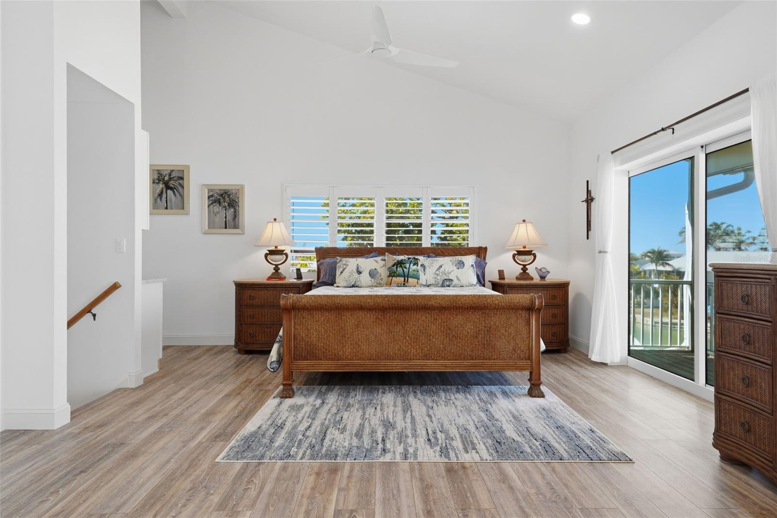 220 MOCKINGBIRD LN, ENGLEWOOD, FL, 34223