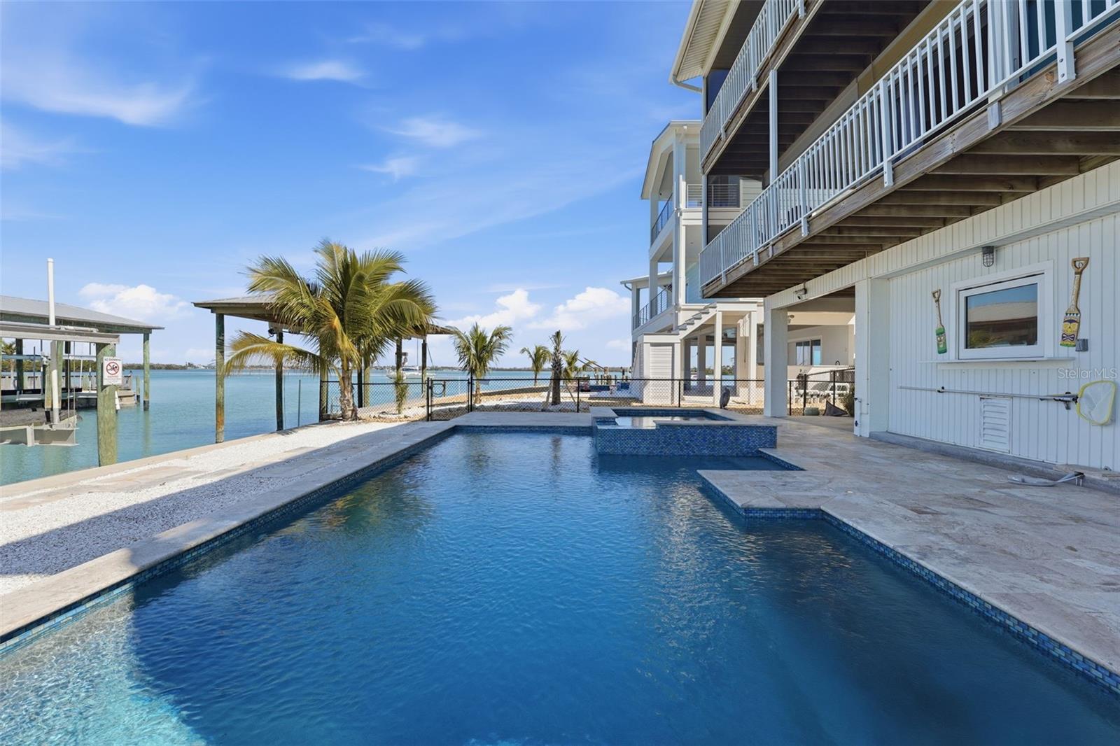 220 MOCKINGBIRD LN, ENGLEWOOD, FL, 34223