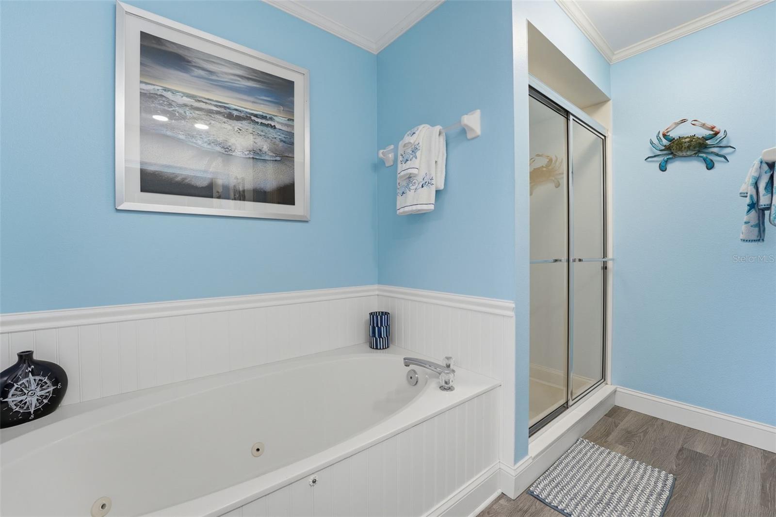 220 MOCKINGBIRD LN, ENGLEWOOD, FL, 34223