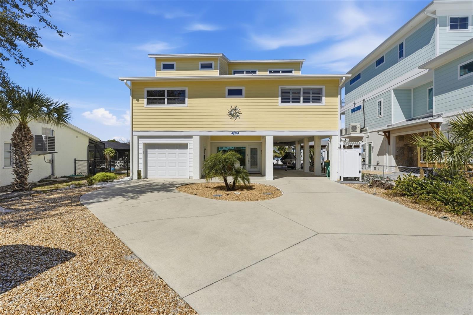 220 MOCKINGBIRD LN, ENGLEWOOD, FL, 34223