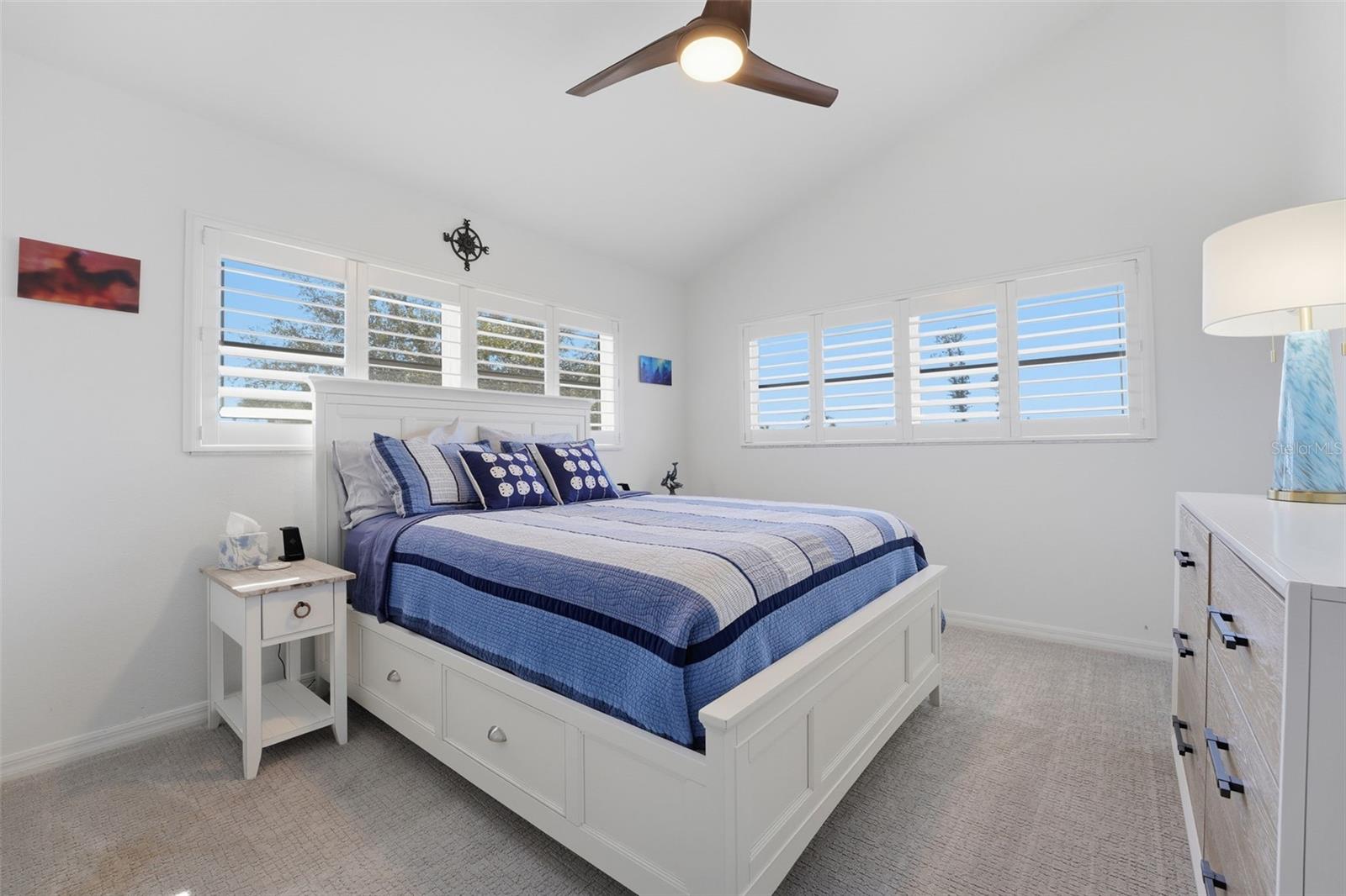 220 MOCKINGBIRD LN, ENGLEWOOD, FL, 34223