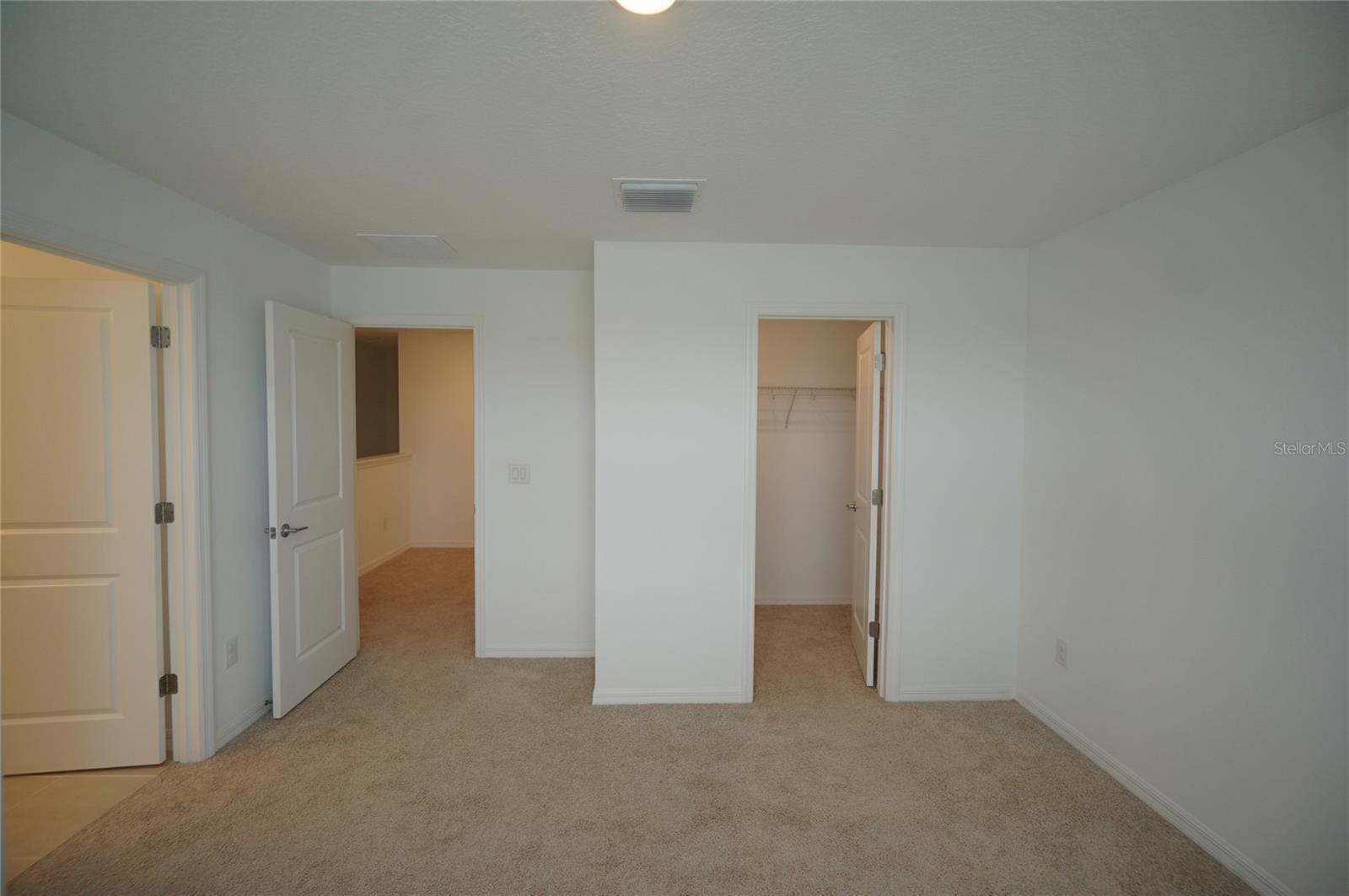 2407 PARAVANE WAY, WESLEY CHAPEL, FL, 33543