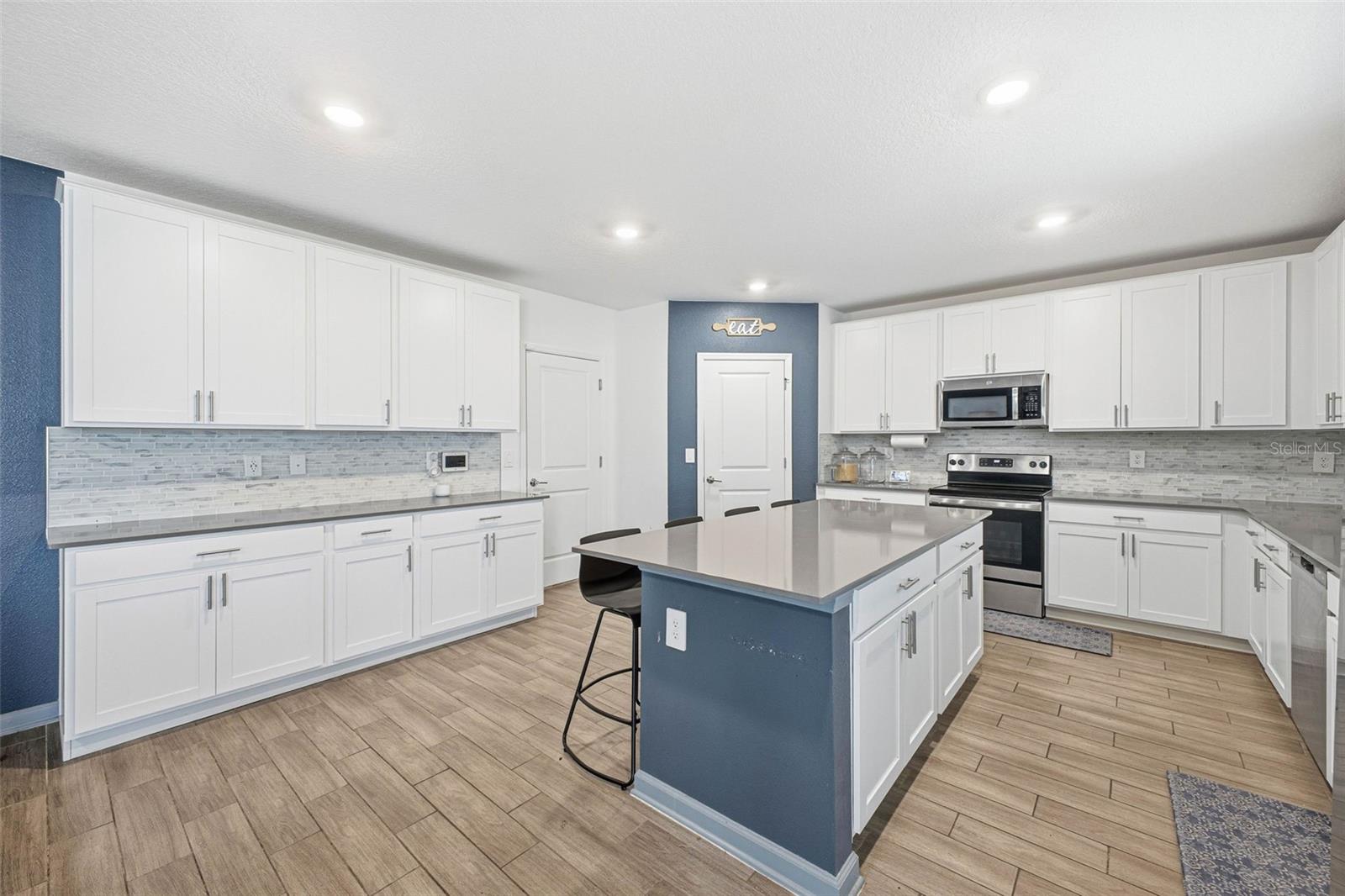 800 HITCH LOOP, ST CLOUD, FL, 34772