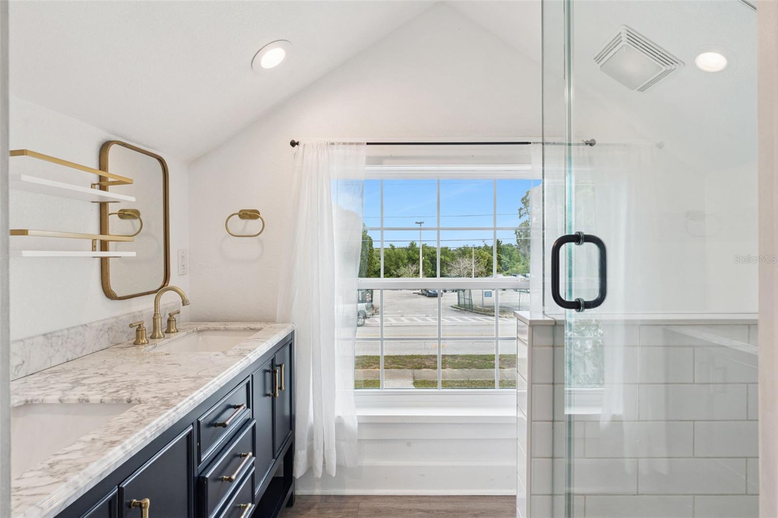 1016 WASHINGTON AVE, EUSTIS, FL, 32726