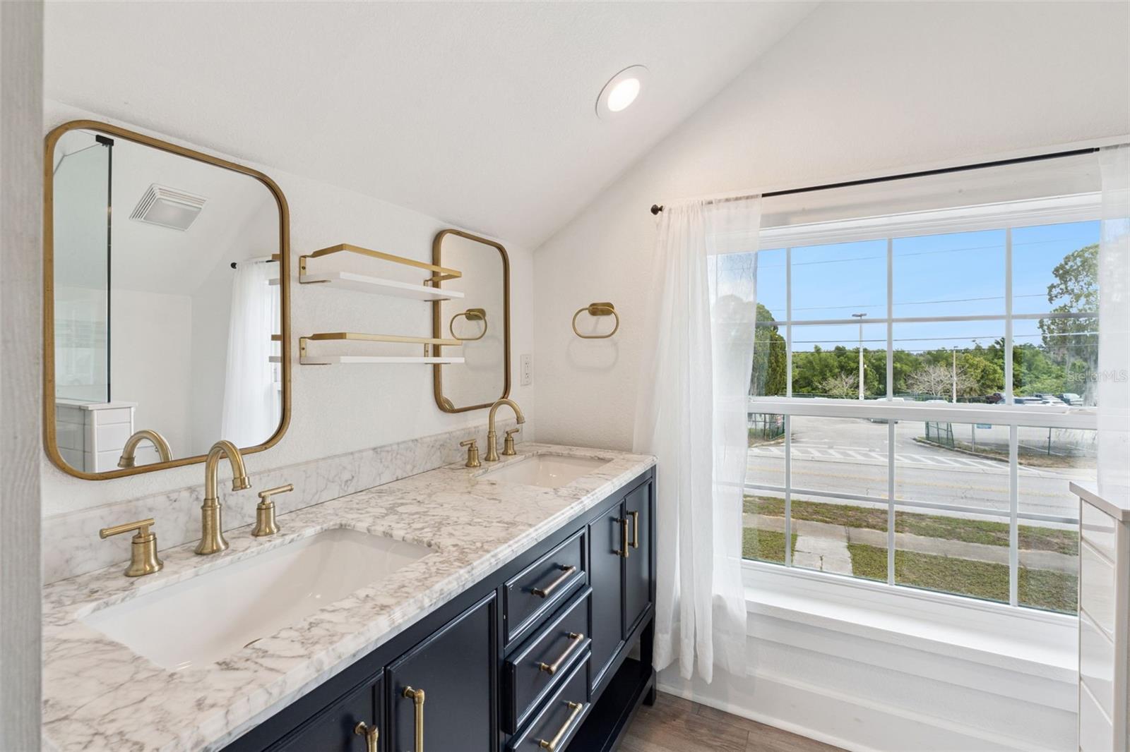 1016 WASHINGTON AVE, EUSTIS, FL, 32726