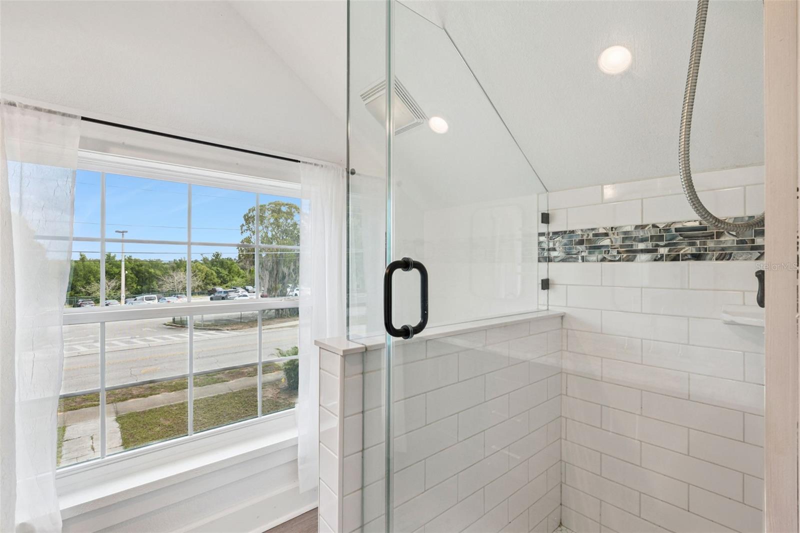 1016 WASHINGTON AVE, EUSTIS, FL, 32726