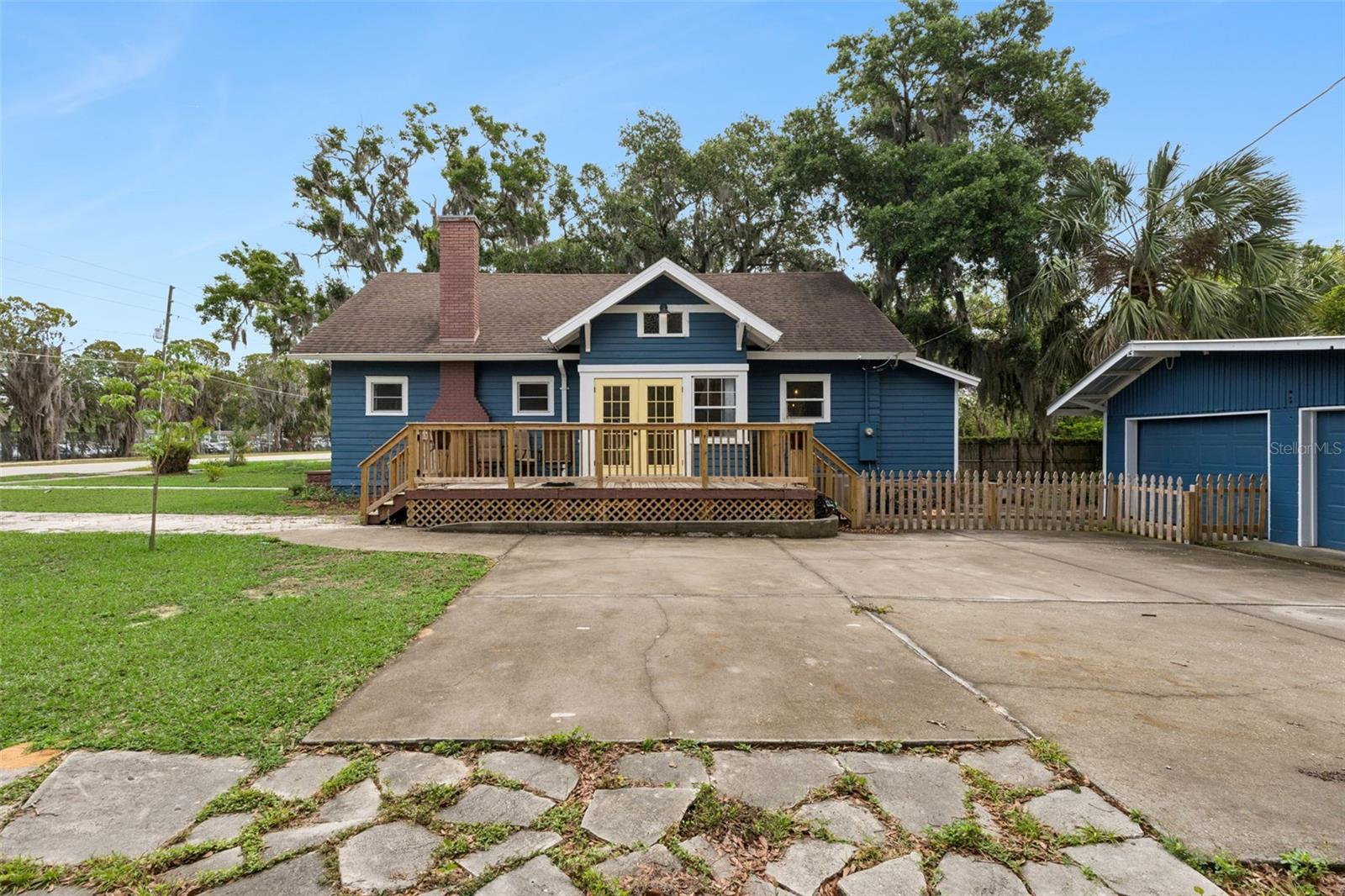 1016 WASHINGTON AVE, EUSTIS, FL, 32726