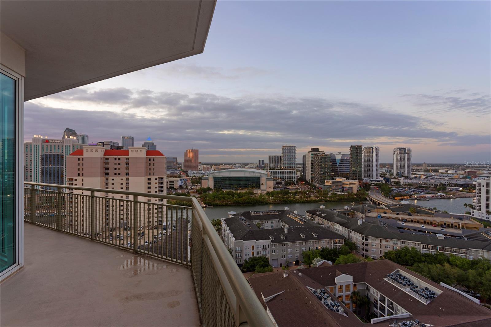 450 KNIGHTS RUN AVE #1901, TAMPA, FL, 33602