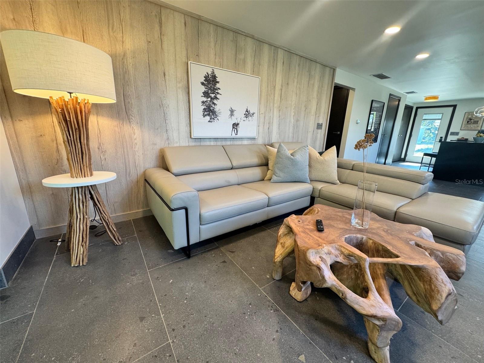 541 SPANISH DR N, LONGBOAT KEY, FL, 34228