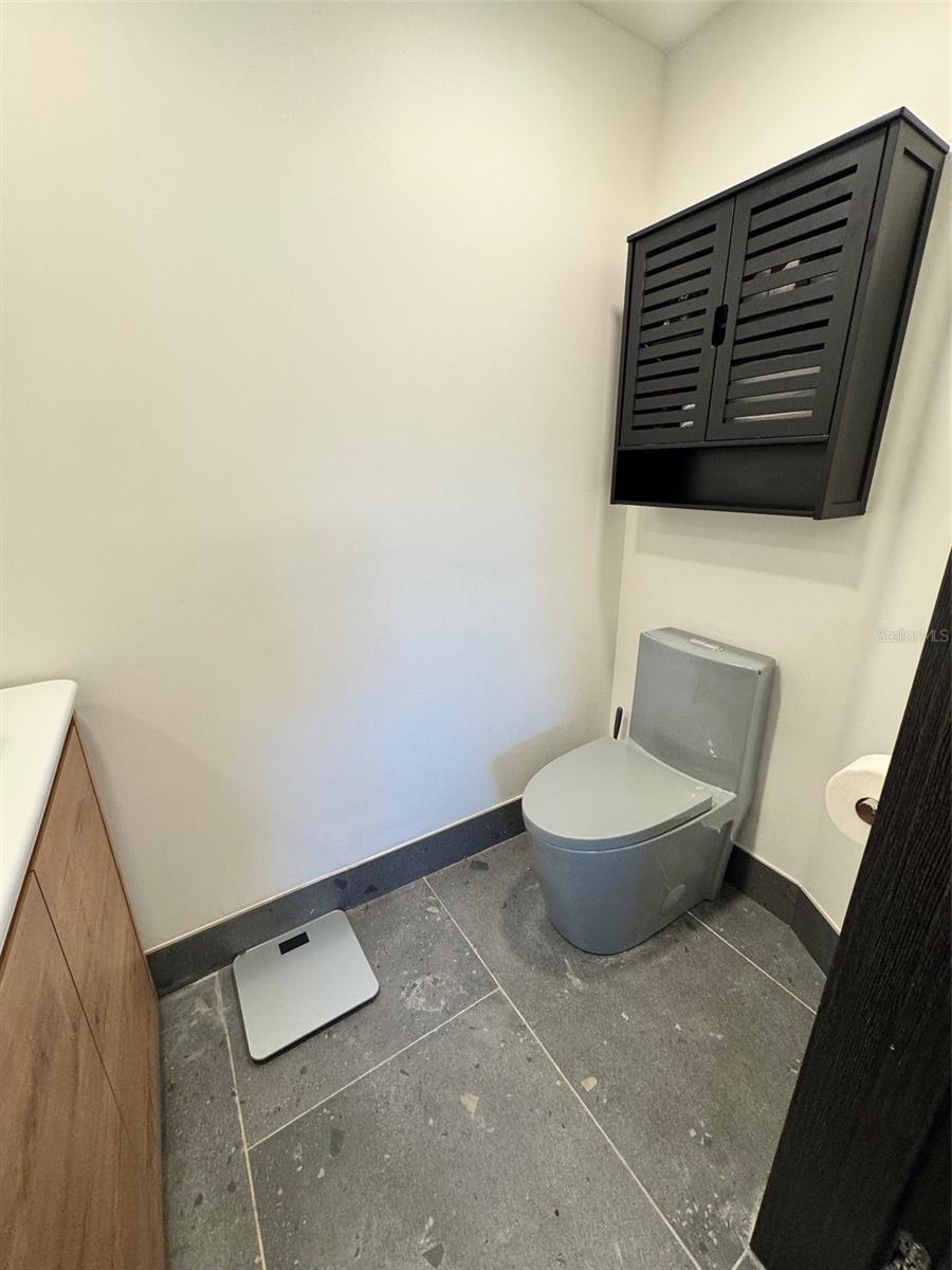 541 SPANISH DR N, LONGBOAT KEY, FL, 34228