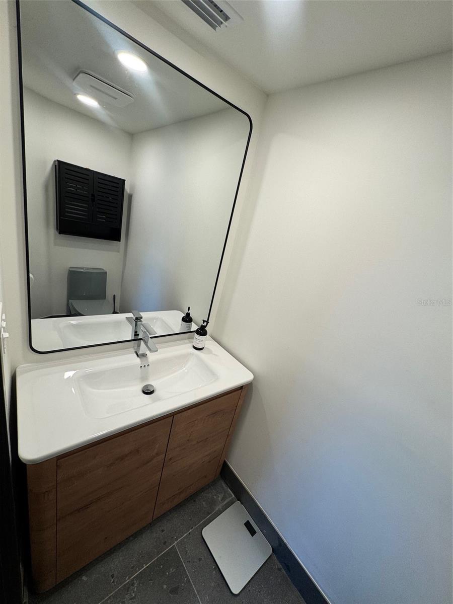 541 SPANISH DR N, LONGBOAT KEY, FL, 34228