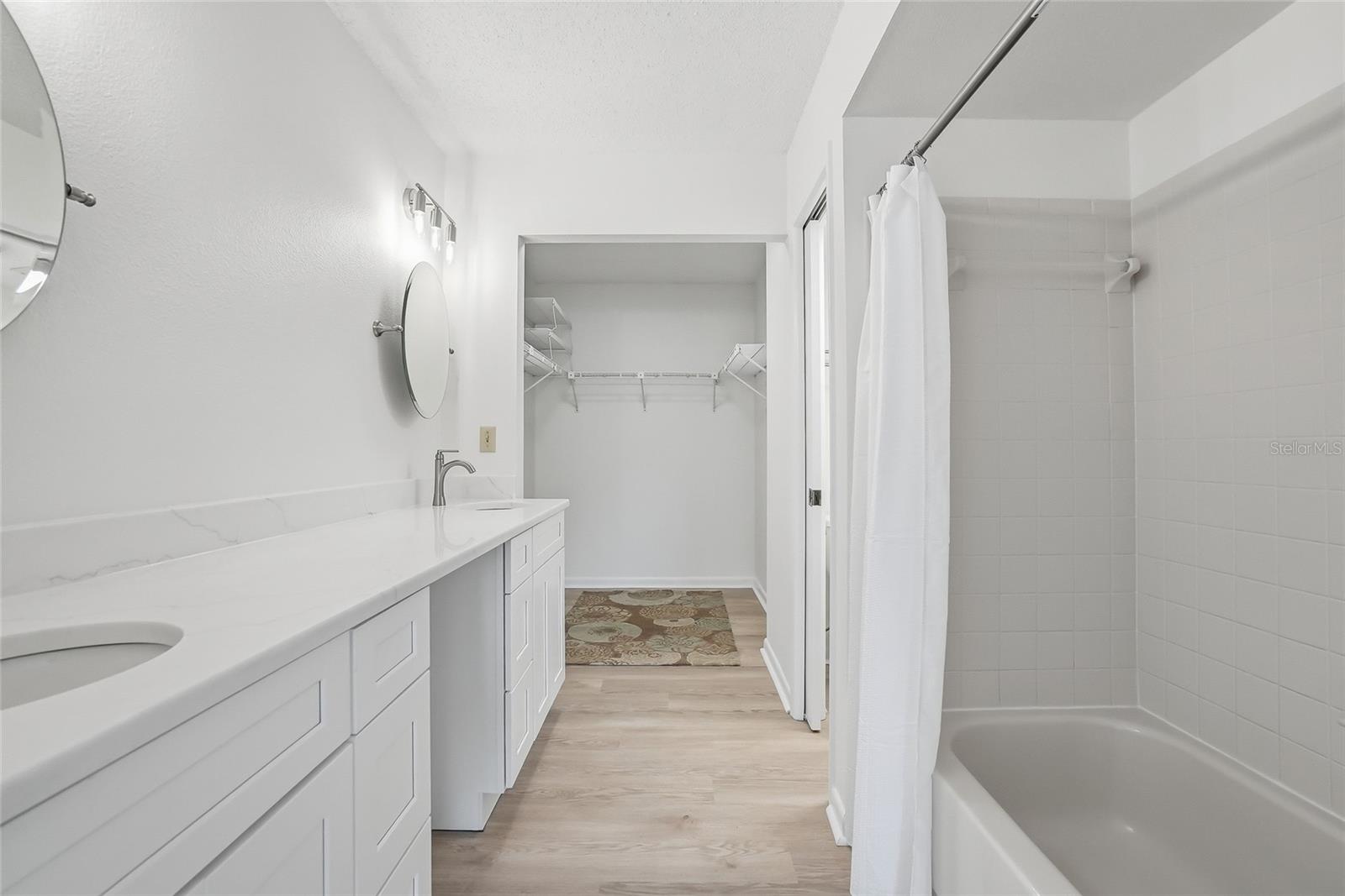 500 SANTA CRUZ PL NE #D, ST PETERSBURG, FL, 33703