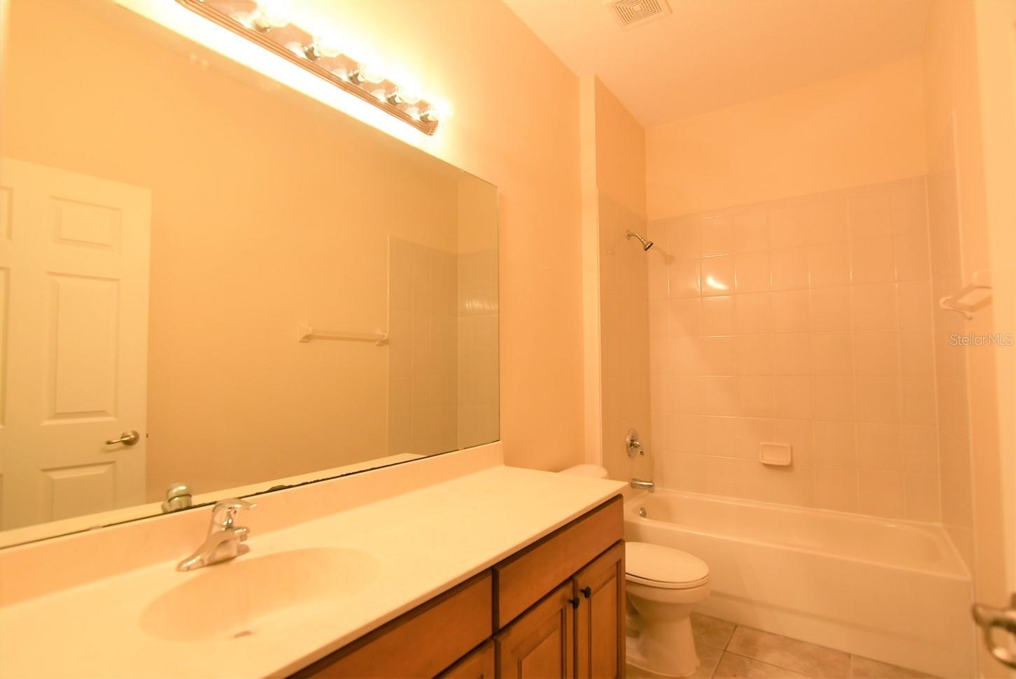 8711 HASTINGS BEACH BLVD, ORLANDO, FL, 32829