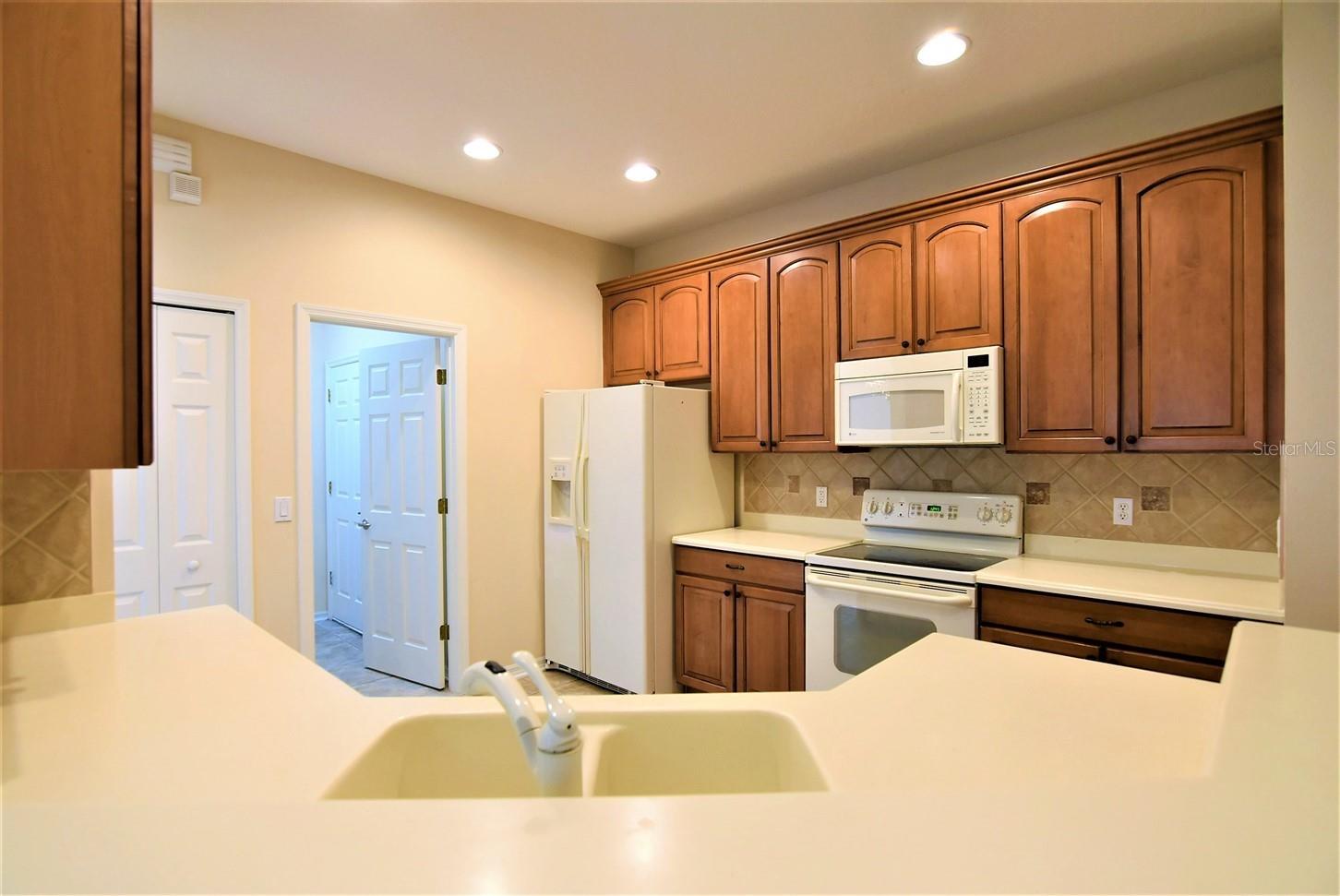 8711 HASTINGS BEACH BLVD, ORLANDO, FL, 32829