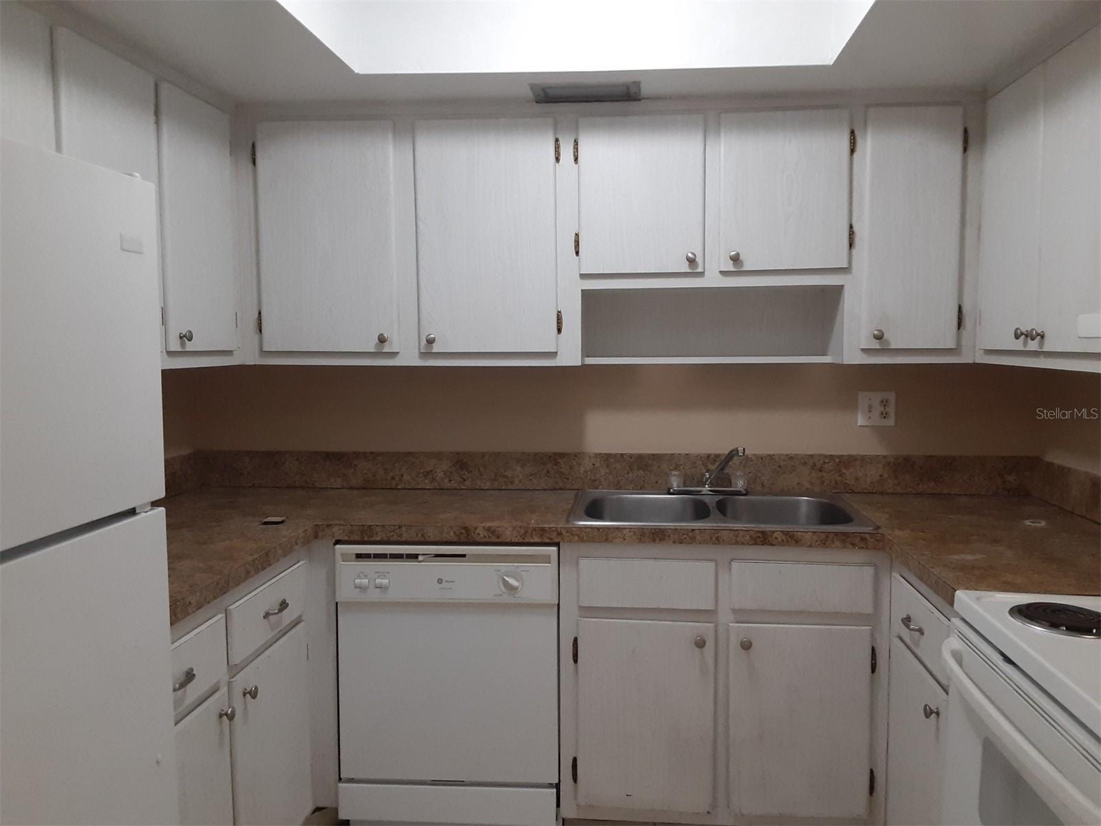 1830 MARAVILLA AVE #607, FORT MYERS, FL, 33901