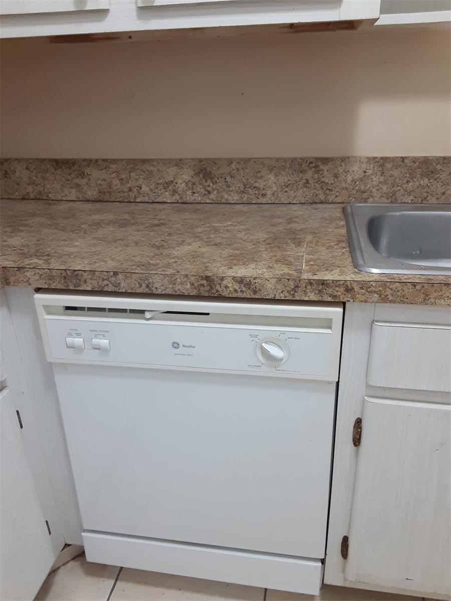 1830 MARAVILLA AVE #607, FORT MYERS, FL, 33901