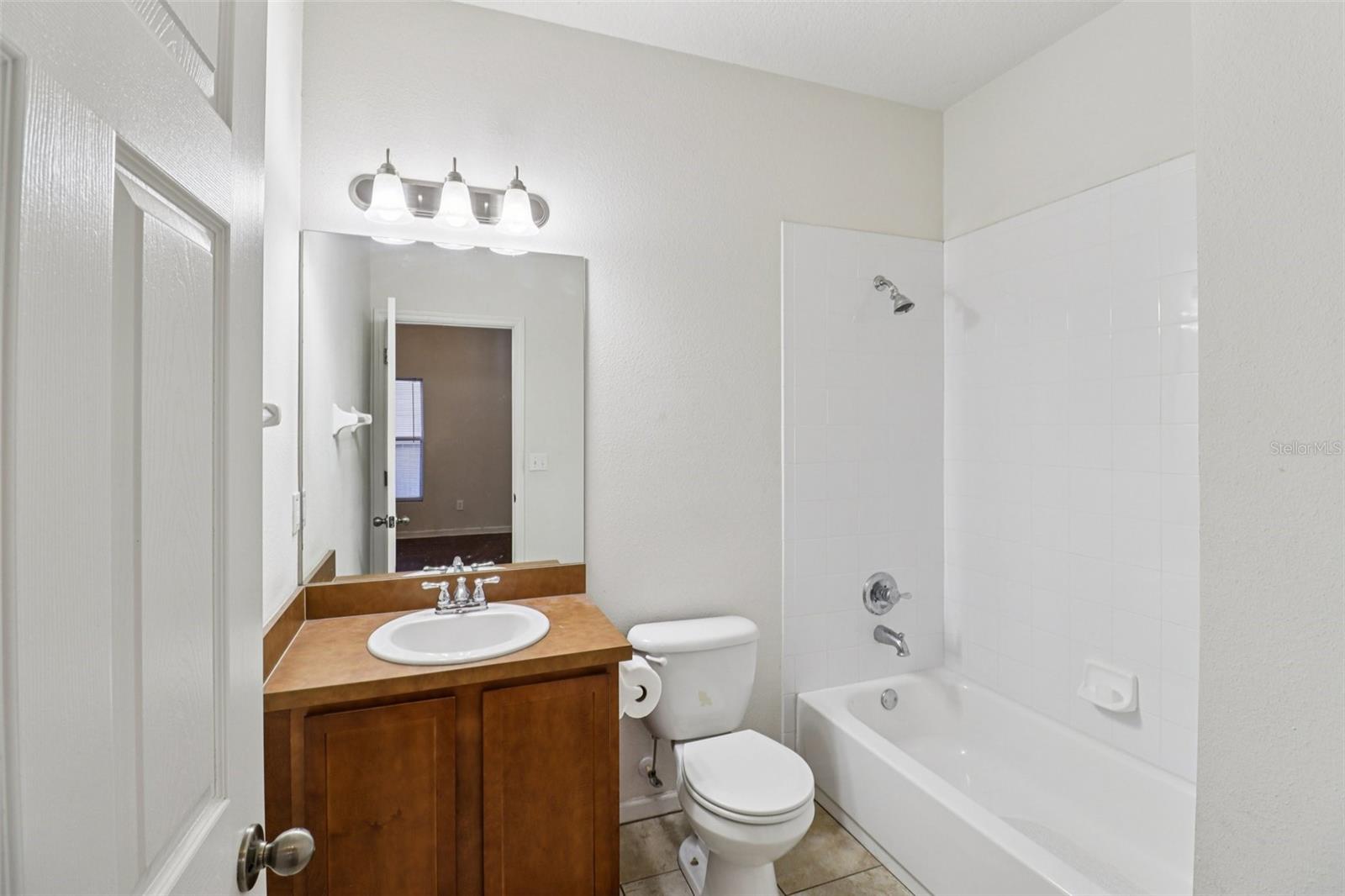 1994 YELLOWFIN DR, PORT ORANGE, FL, 32128