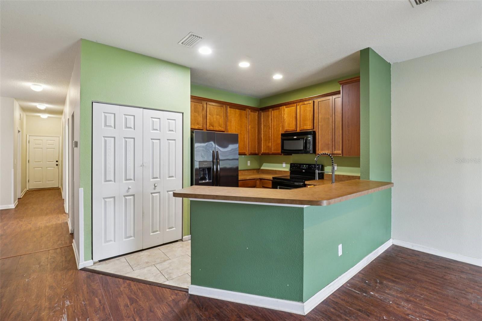 1994 YELLOWFIN DR, PORT ORANGE, FL, 32128