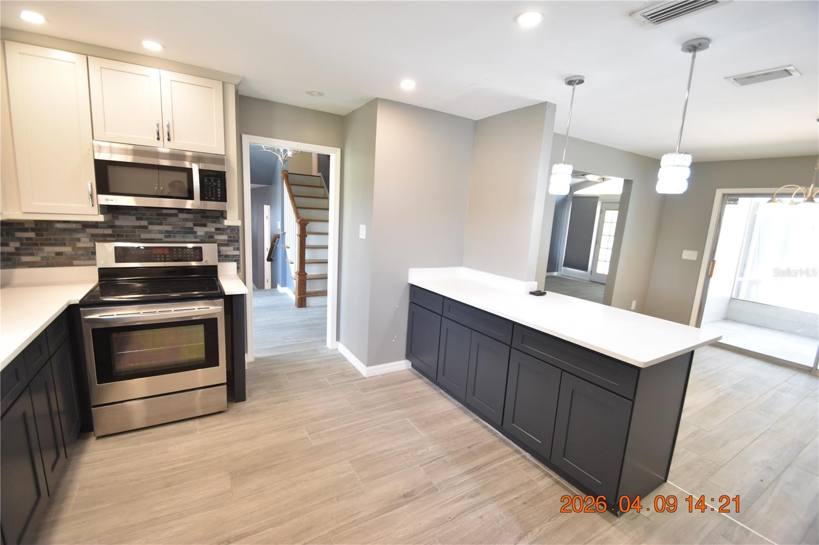 8402 BLACKSTONE CT, TAMPA, FL, 33615