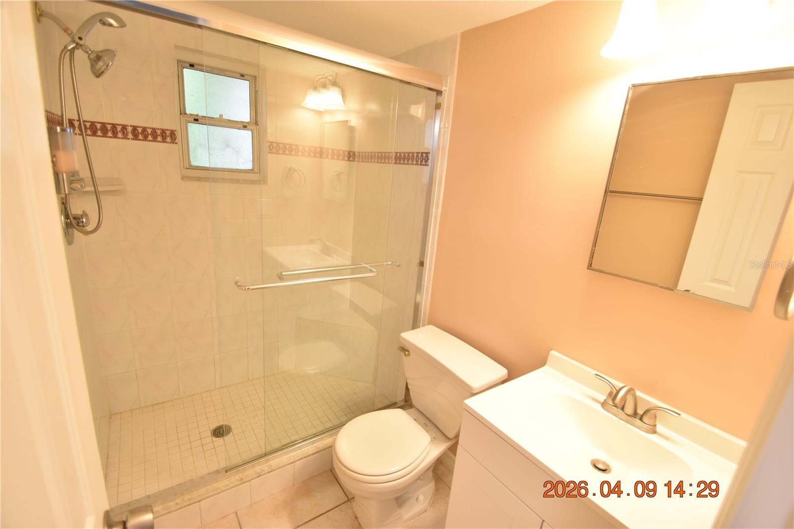 8402 BLACKSTONE CT, TAMPA, FL, 33615