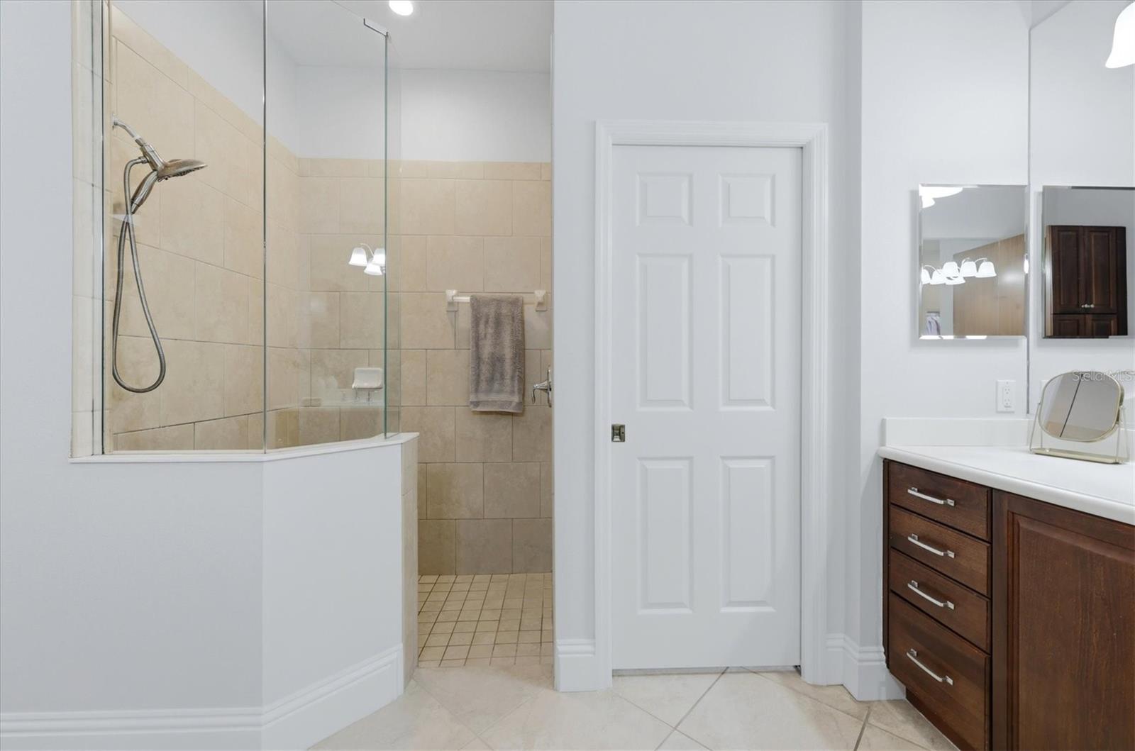 12323 THORNHILL CT, LAKEWOOD RANCH, FL, 34202