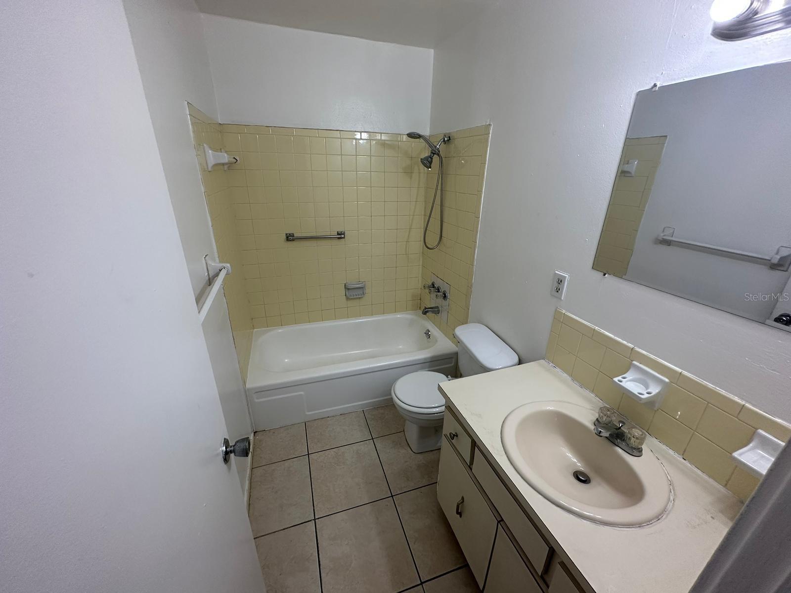 1830 MARAVILLA AVE #202, FORT MYERS, FL, 33901