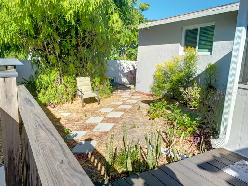 323 DOLPHIN PKWY, PUNTA GORDA, FL, 33950