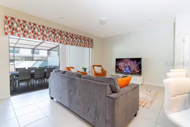 2411 DUBAI ST, KISSIMMEE, FL, 34747