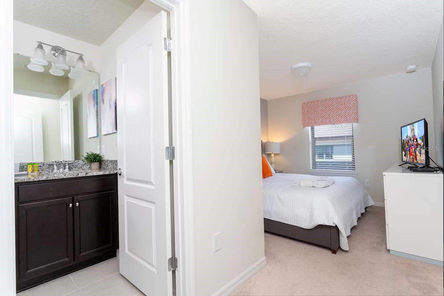 2411 DUBAI ST, KISSIMMEE, FL, 34747