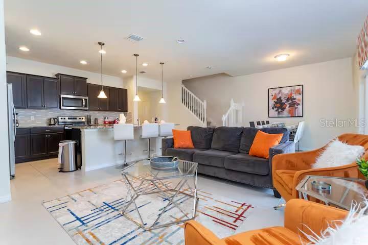 2411 DUBAI ST, KISSIMMEE, FL, 34747