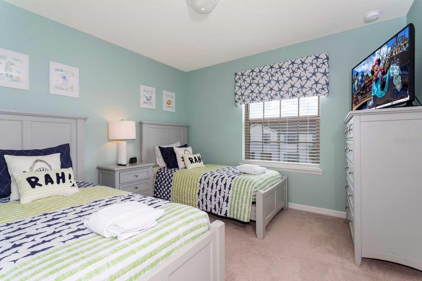 2411 DUBAI ST, KISSIMMEE, FL, 34747