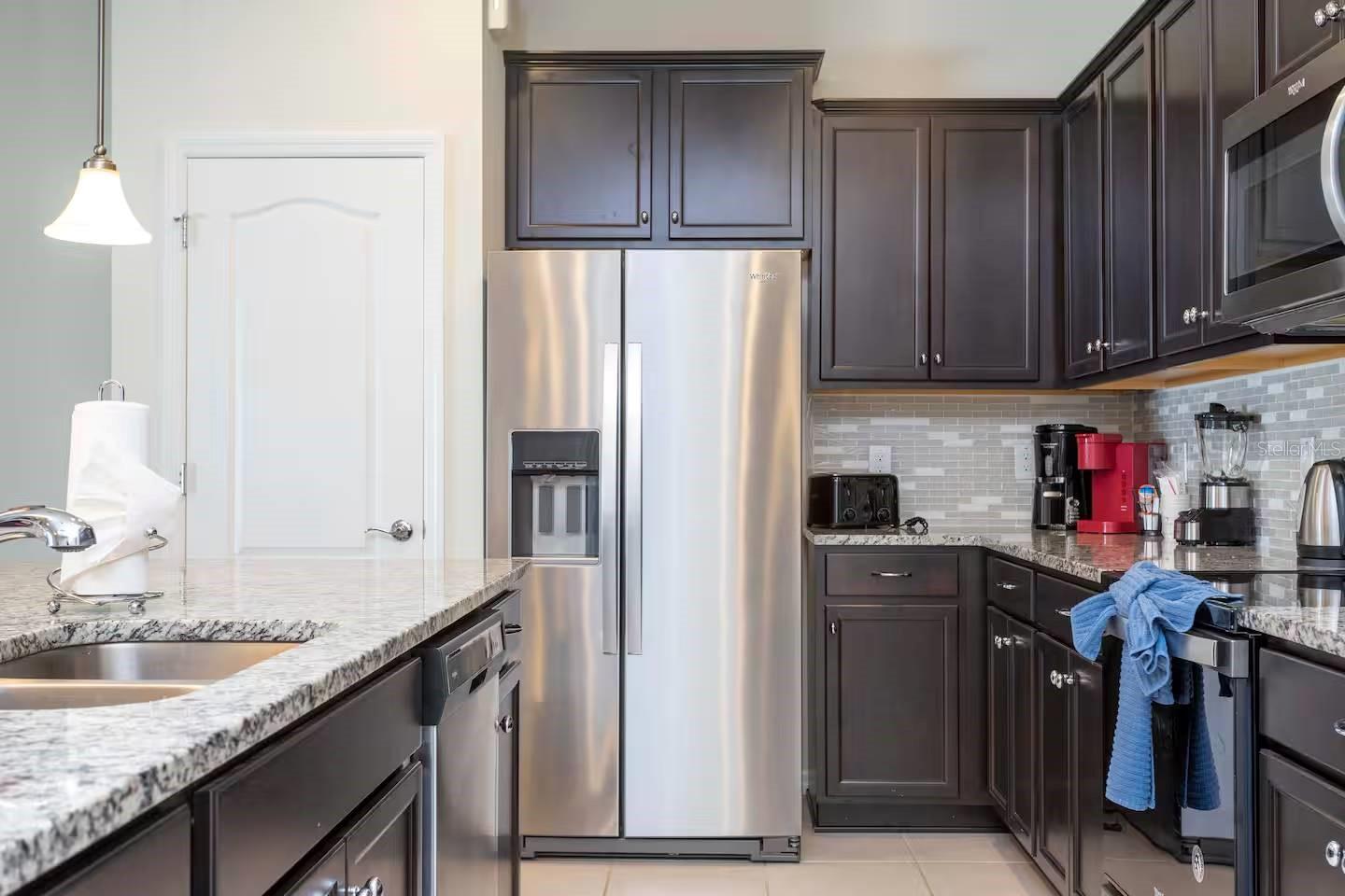 2411 DUBAI ST, KISSIMMEE, FL, 34747