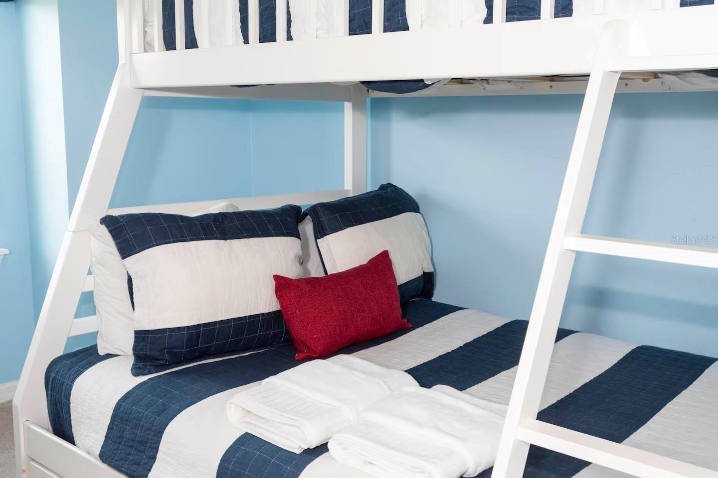 2411 DUBAI ST, KISSIMMEE, FL, 34747