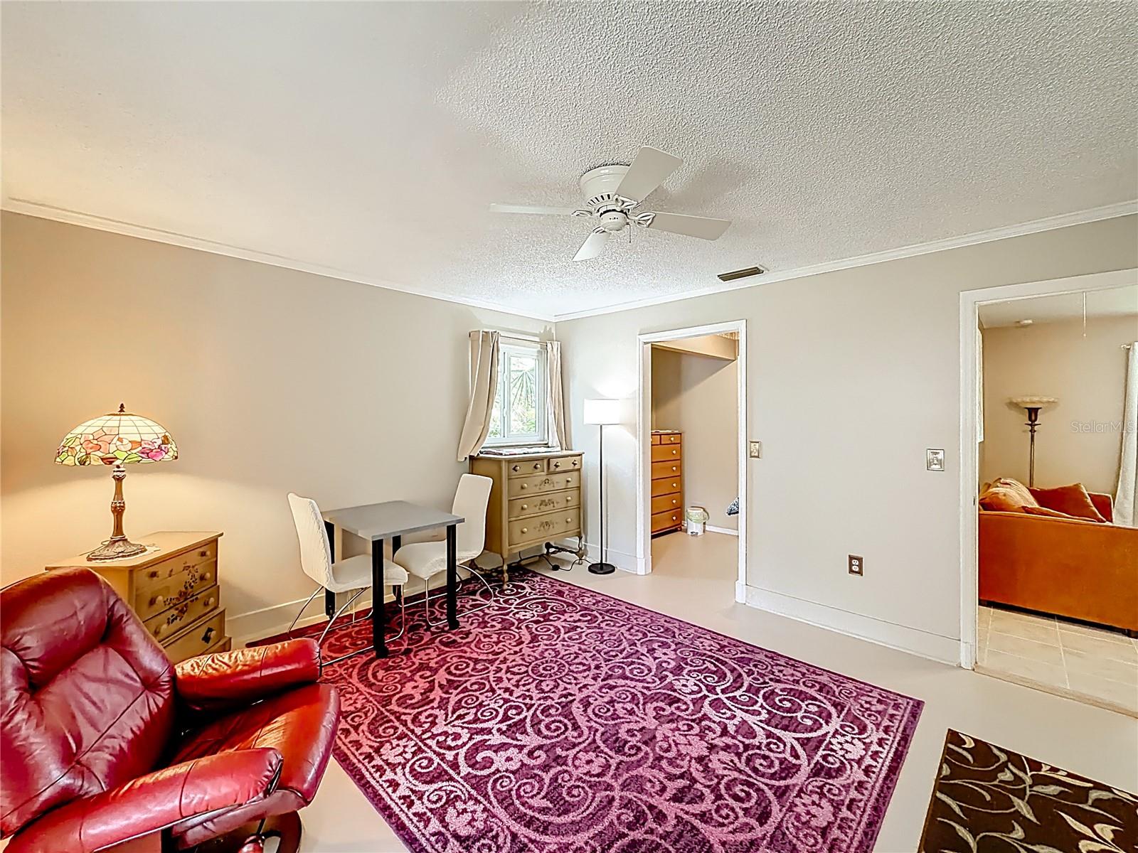 601 E SEMINOLE DR, VENICE, FL, 34293