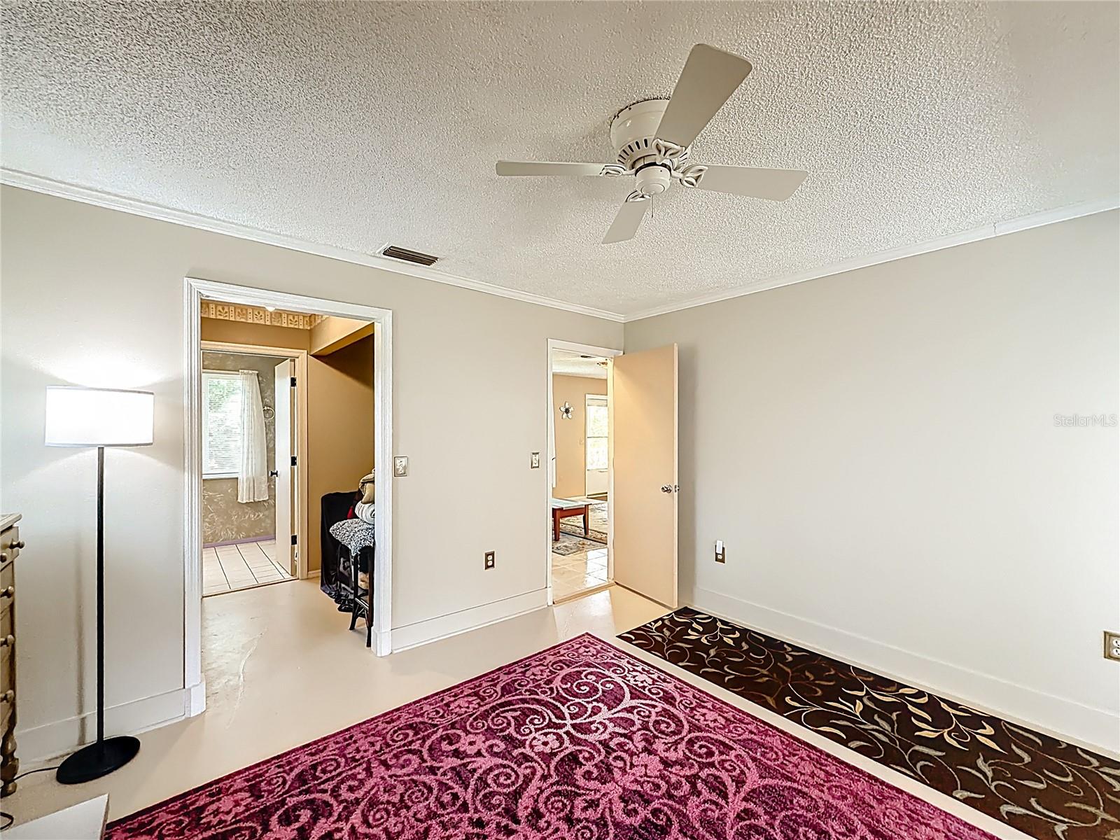 601 E SEMINOLE DR, VENICE, FL, 34293