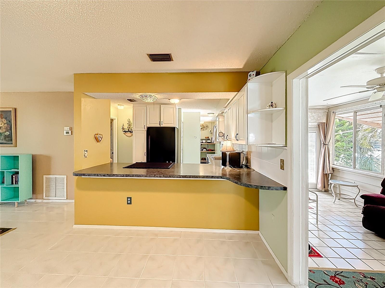 601 E SEMINOLE DR, VENICE, FL, 34293