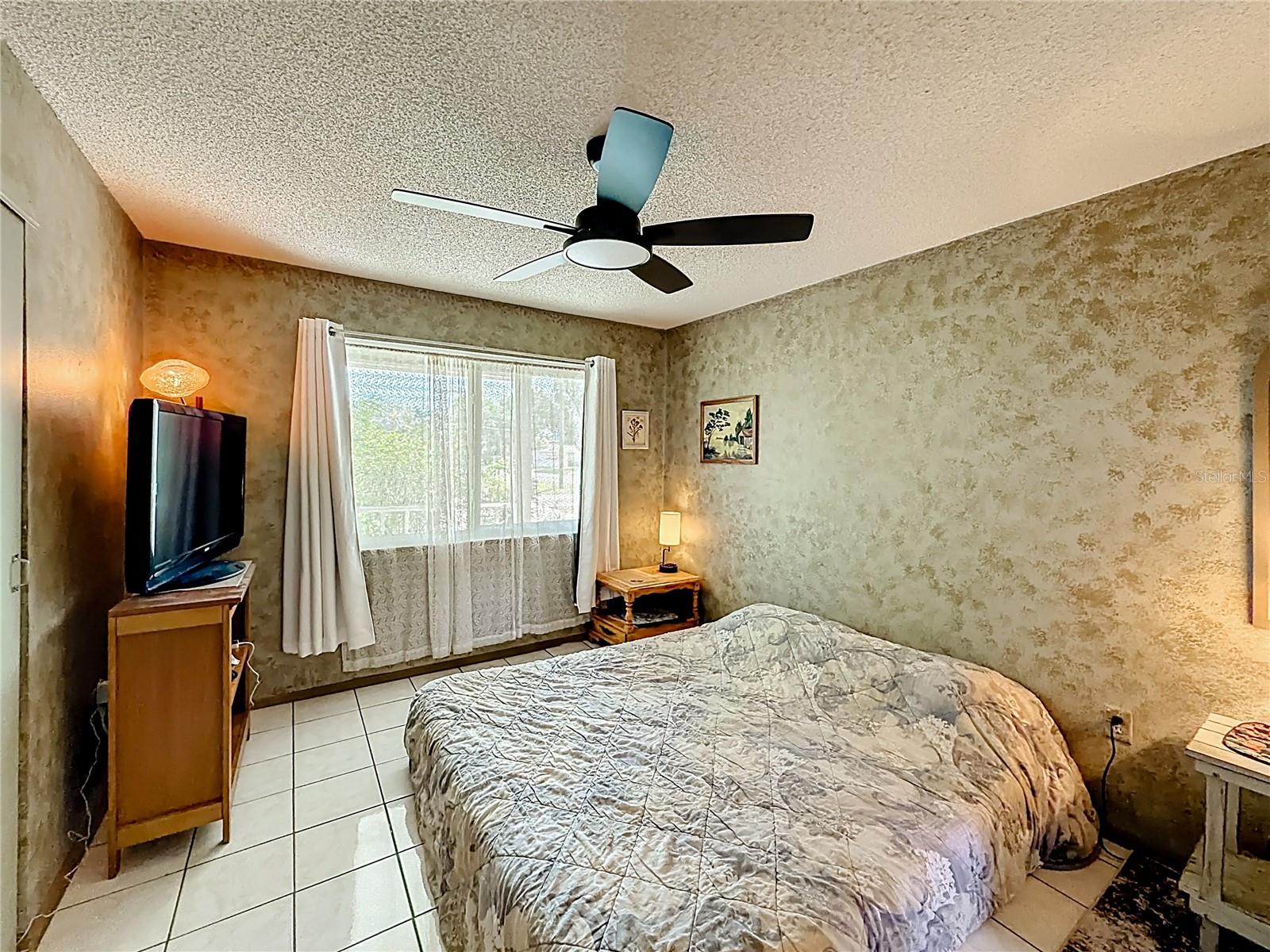 601 E SEMINOLE DR, VENICE, FL, 34293