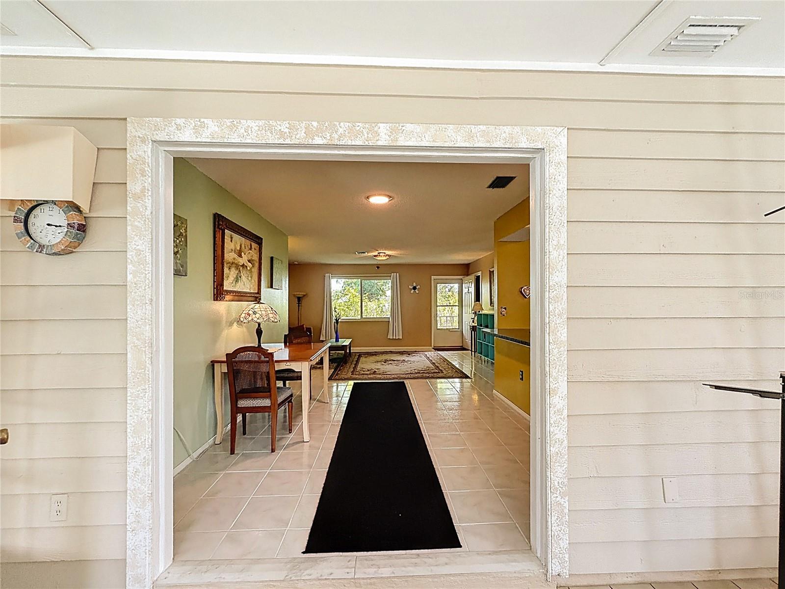 601 E SEMINOLE DR, VENICE, FL, 34293