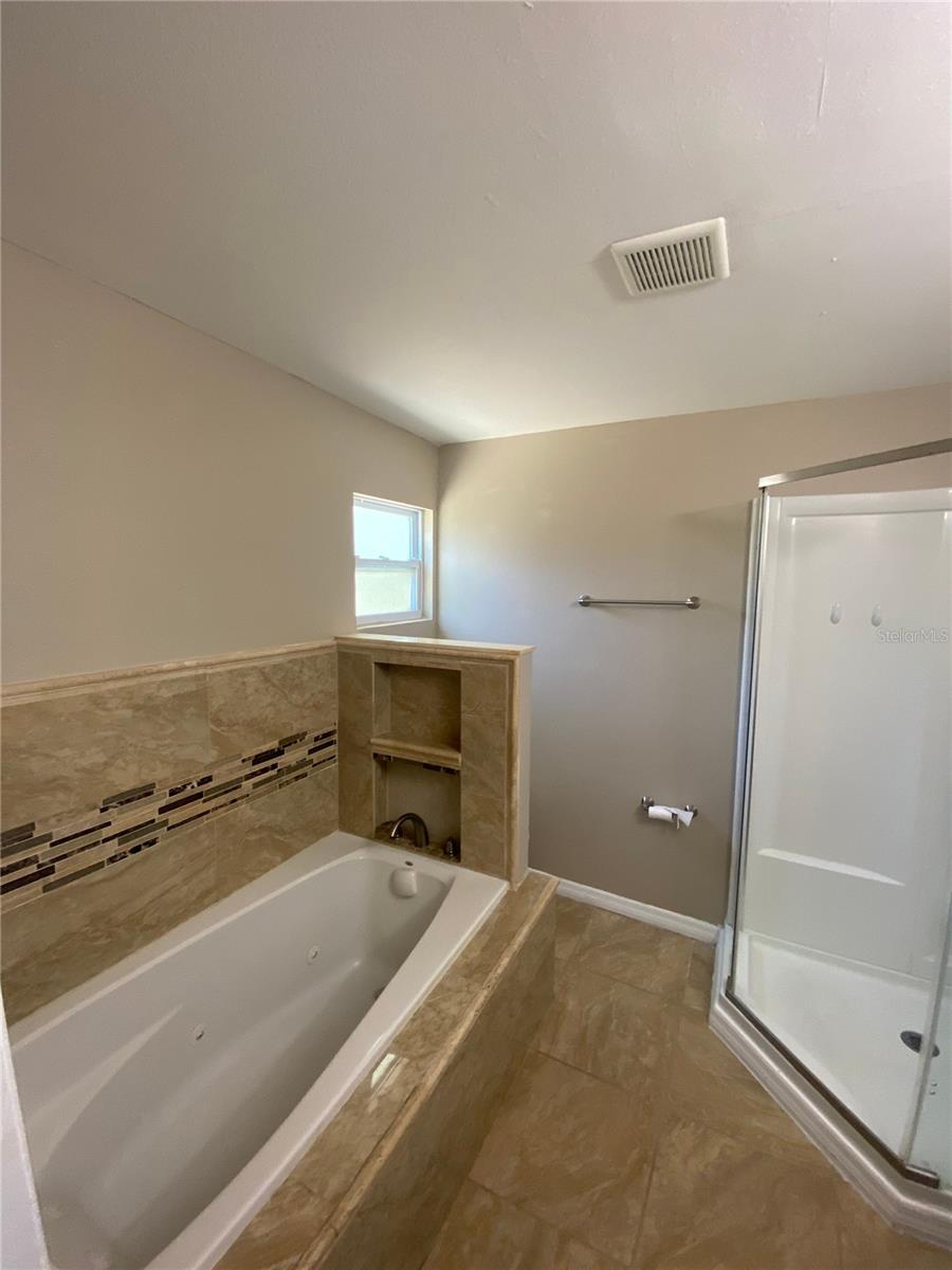 804 E ORCHID AVE, TAMPA, FL, 33612