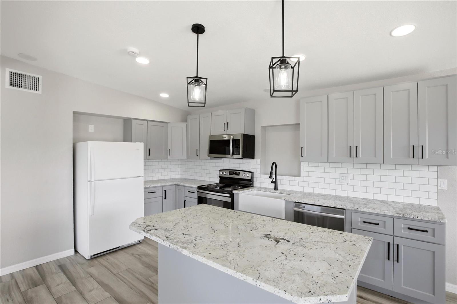 3927 VASCO ST, PUNTA GORDA, FL, 33950