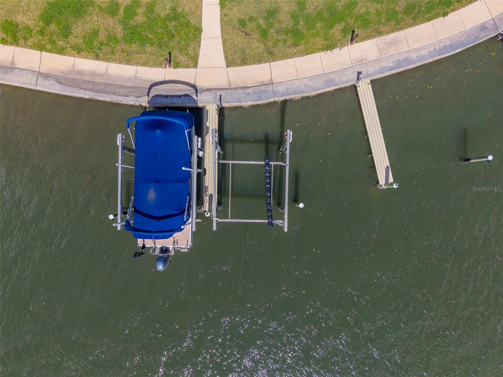 138 BRENT CIR, OLDSMAR, FL, 34677