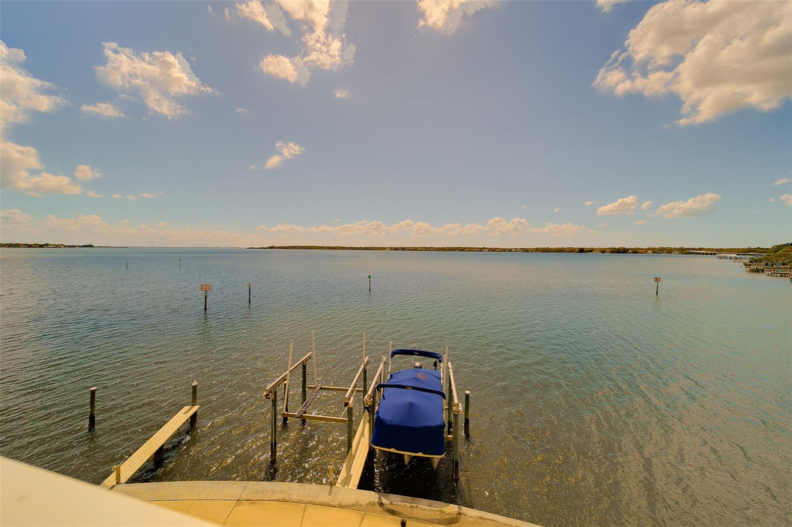 138 BRENT CIR, OLDSMAR, FL, 34677