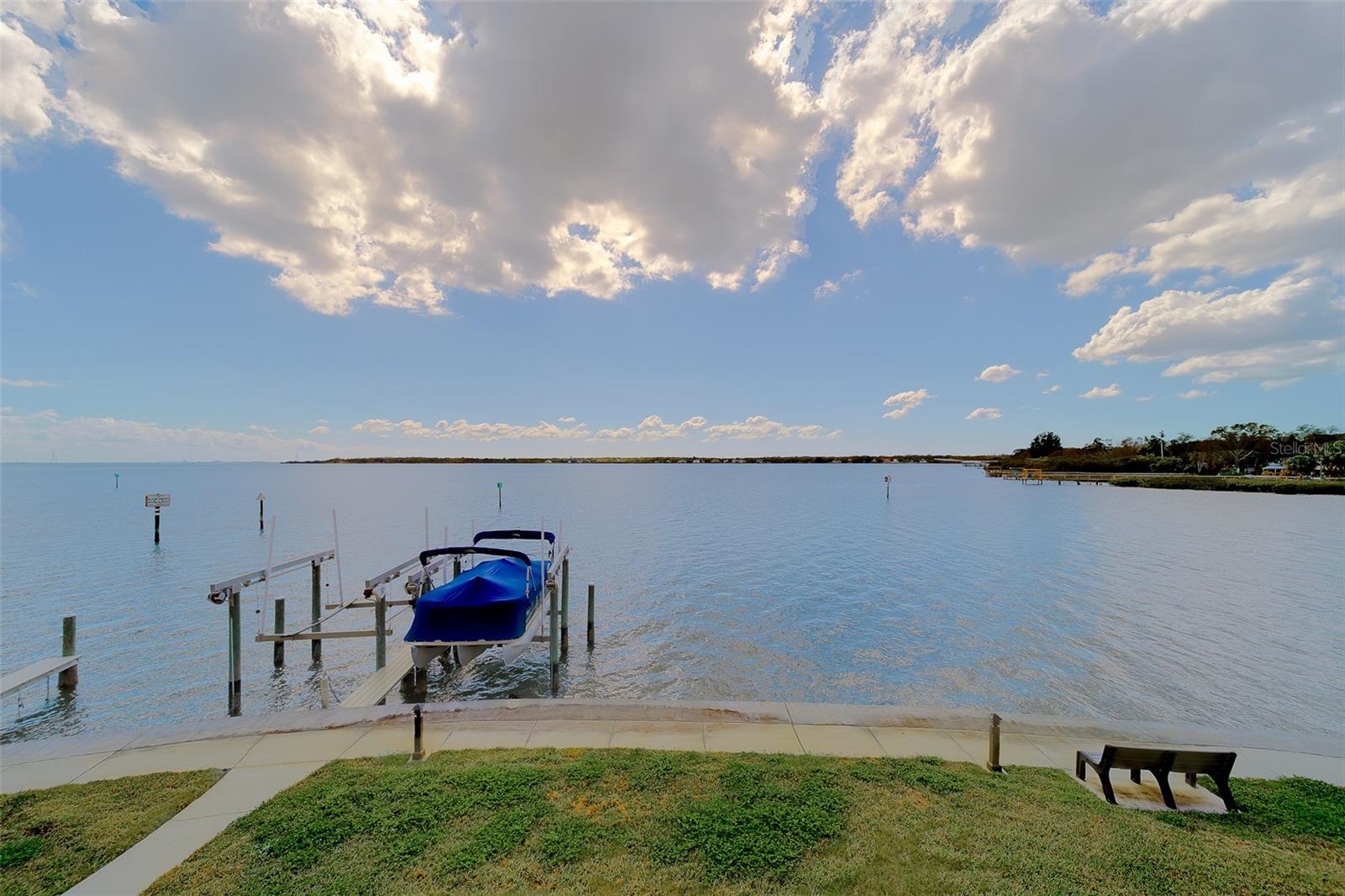 138 BRENT CIR, OLDSMAR, FL, 34677