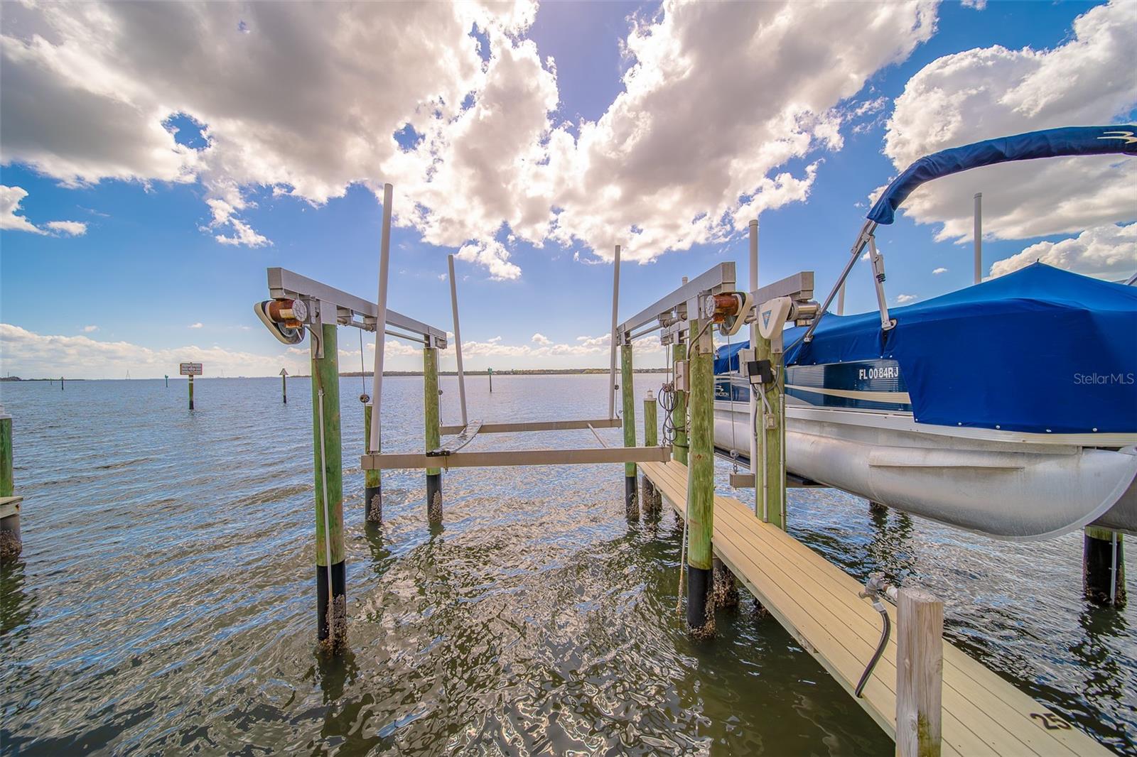 138 BRENT CIR, OLDSMAR, FL, 34677