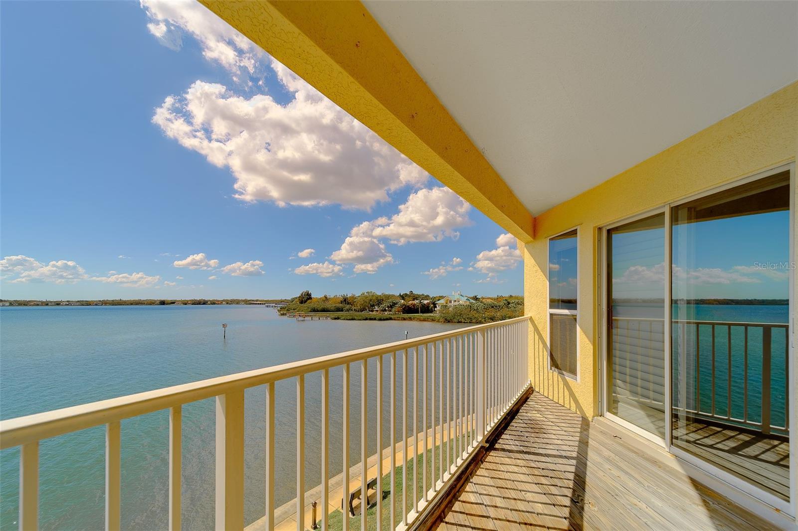 138 BRENT CIR, OLDSMAR, FL, 34677